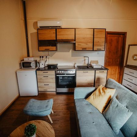 The Stonehouse Suites With Private Bath Spas Limassol Ngoại thất bức ảnh