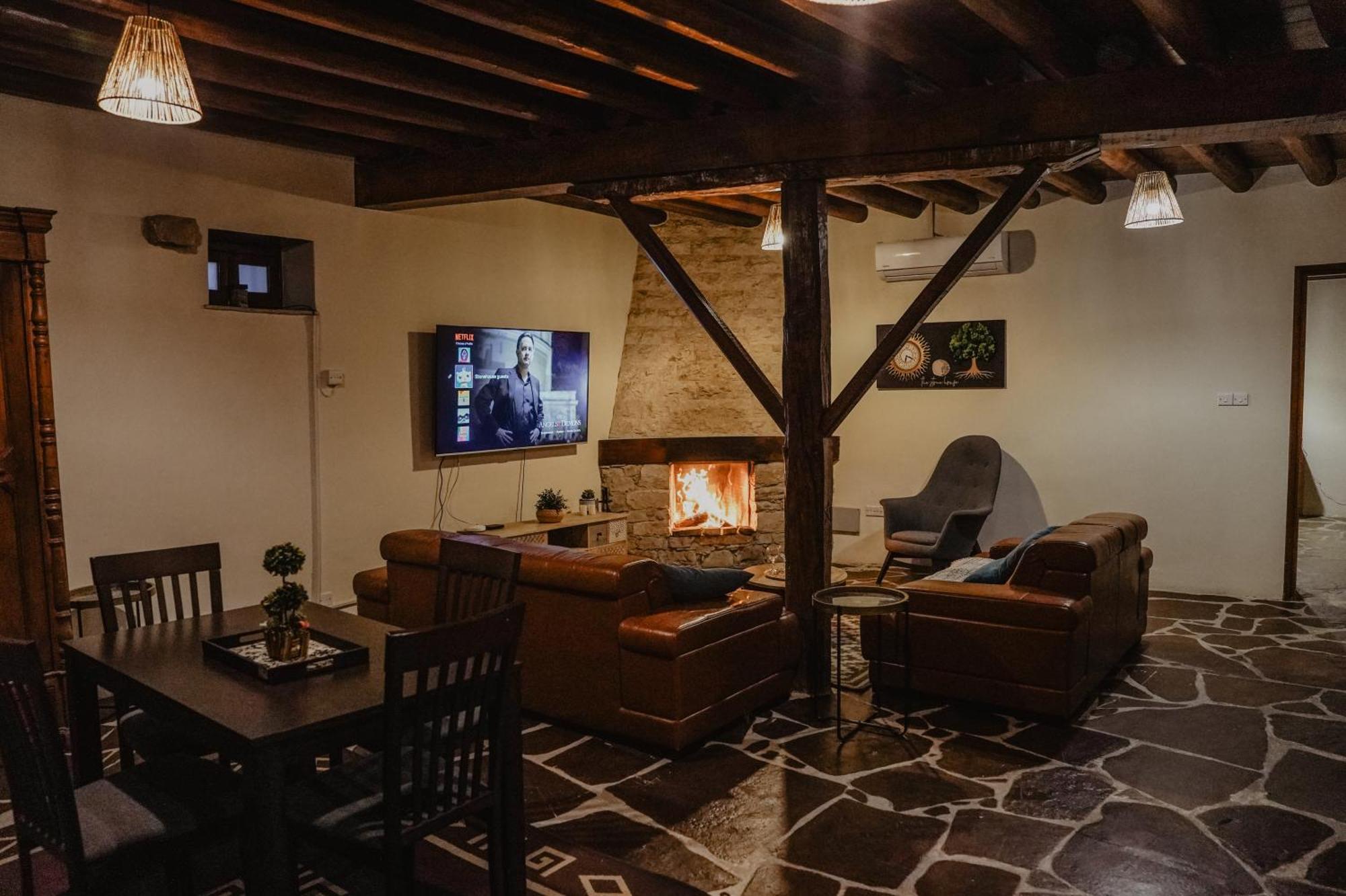 The Stonehouse Suites With Private Bath Spas Limassol Ngoại thất bức ảnh